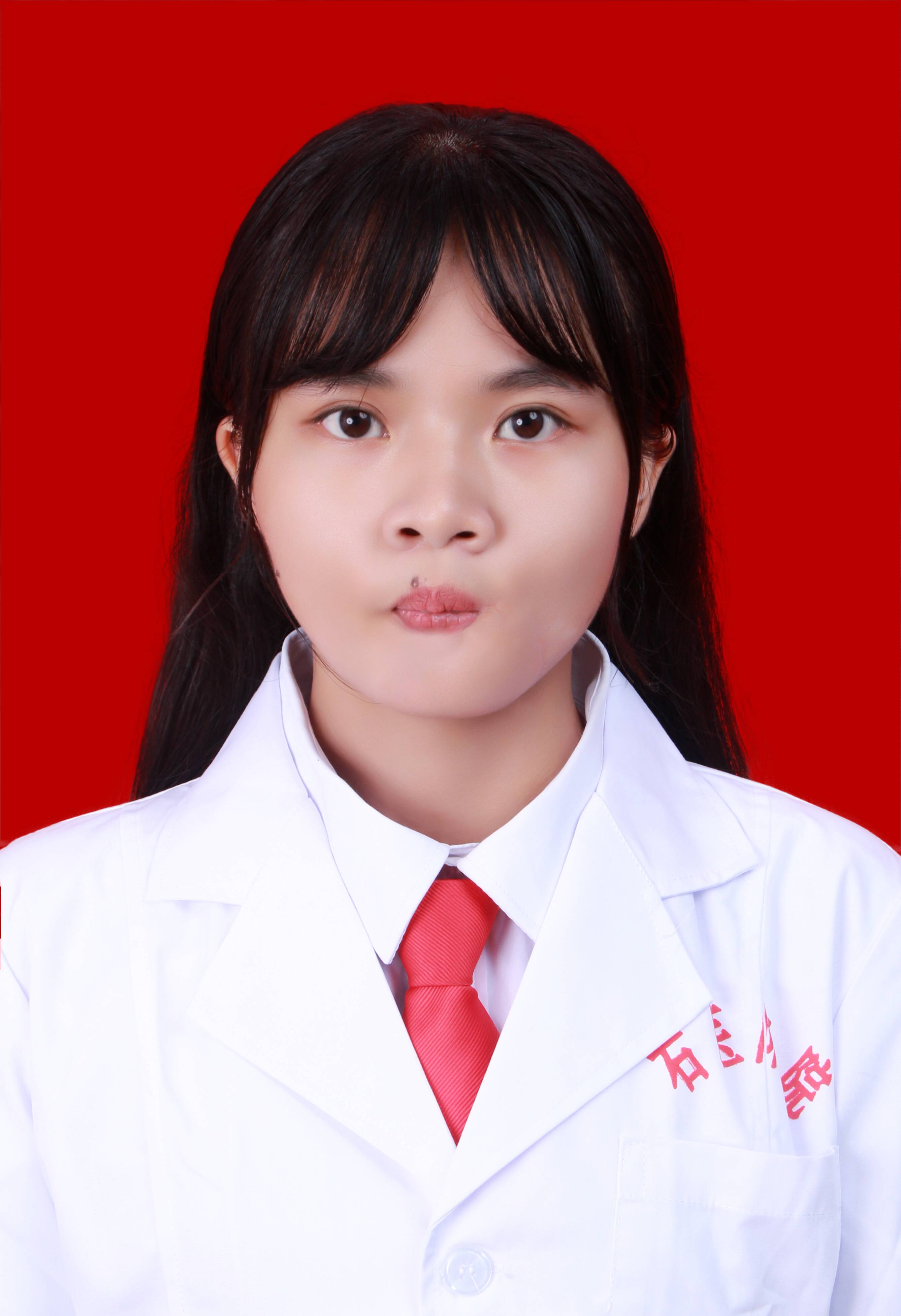 黄丽