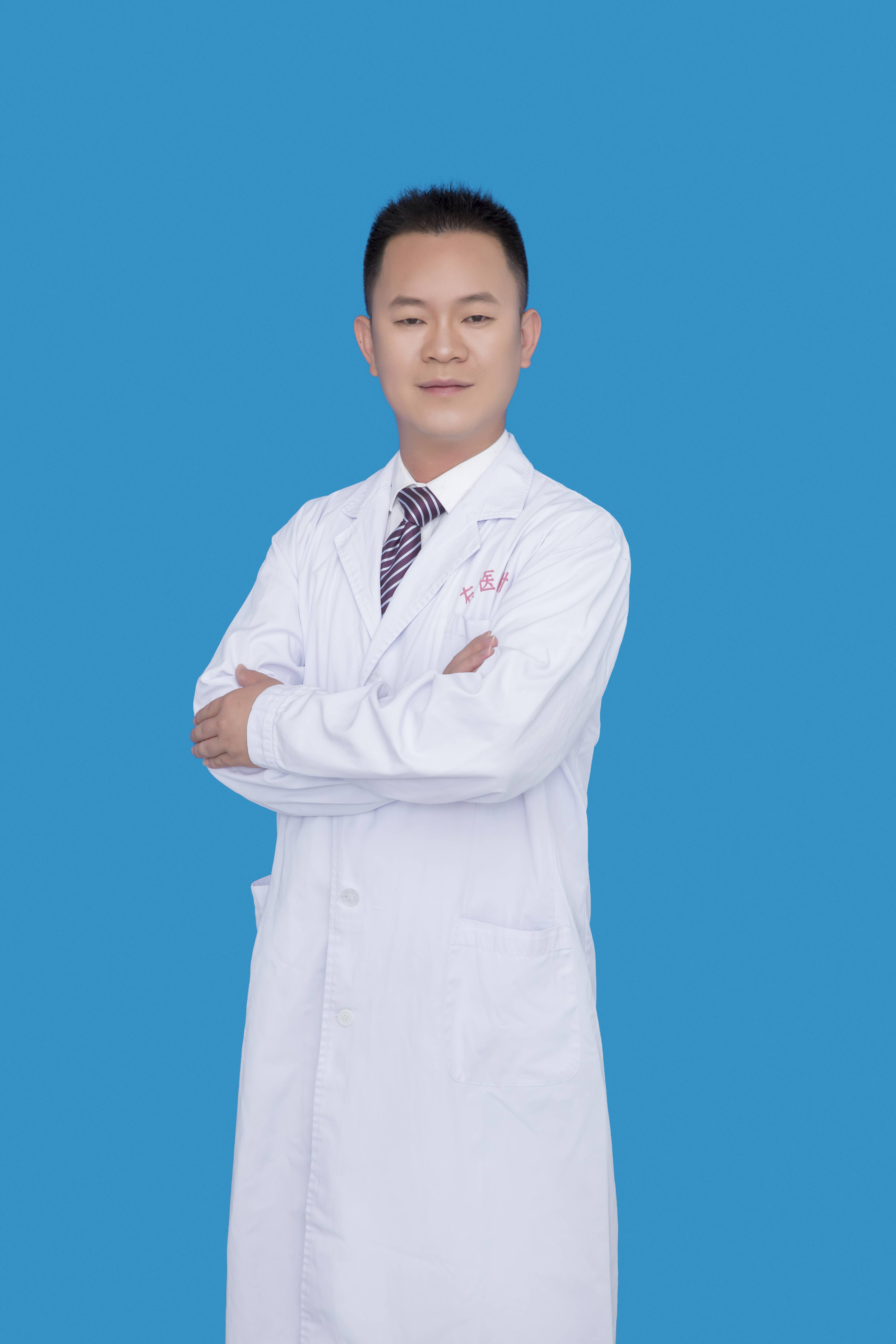 罗宏成