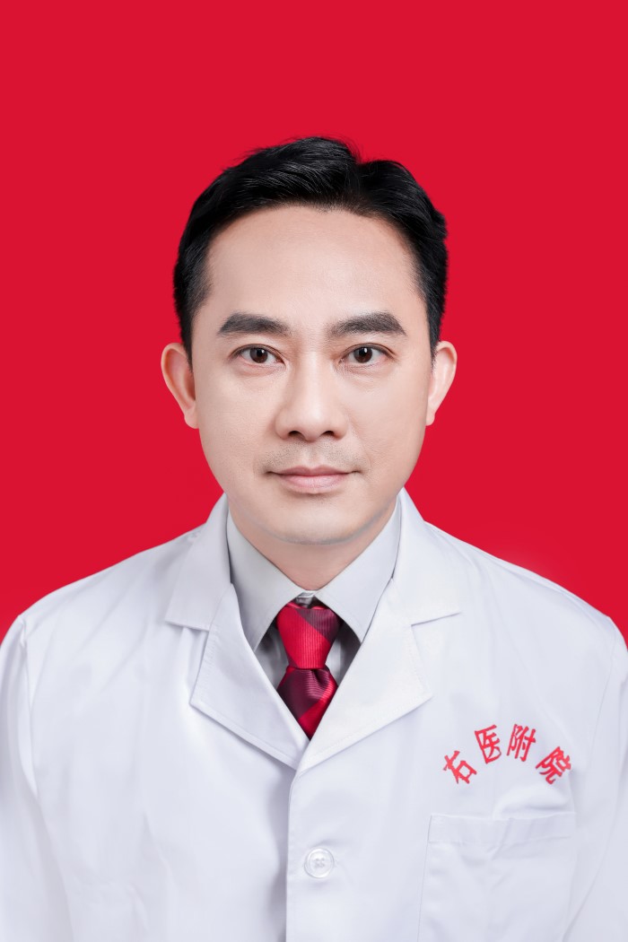梁谨