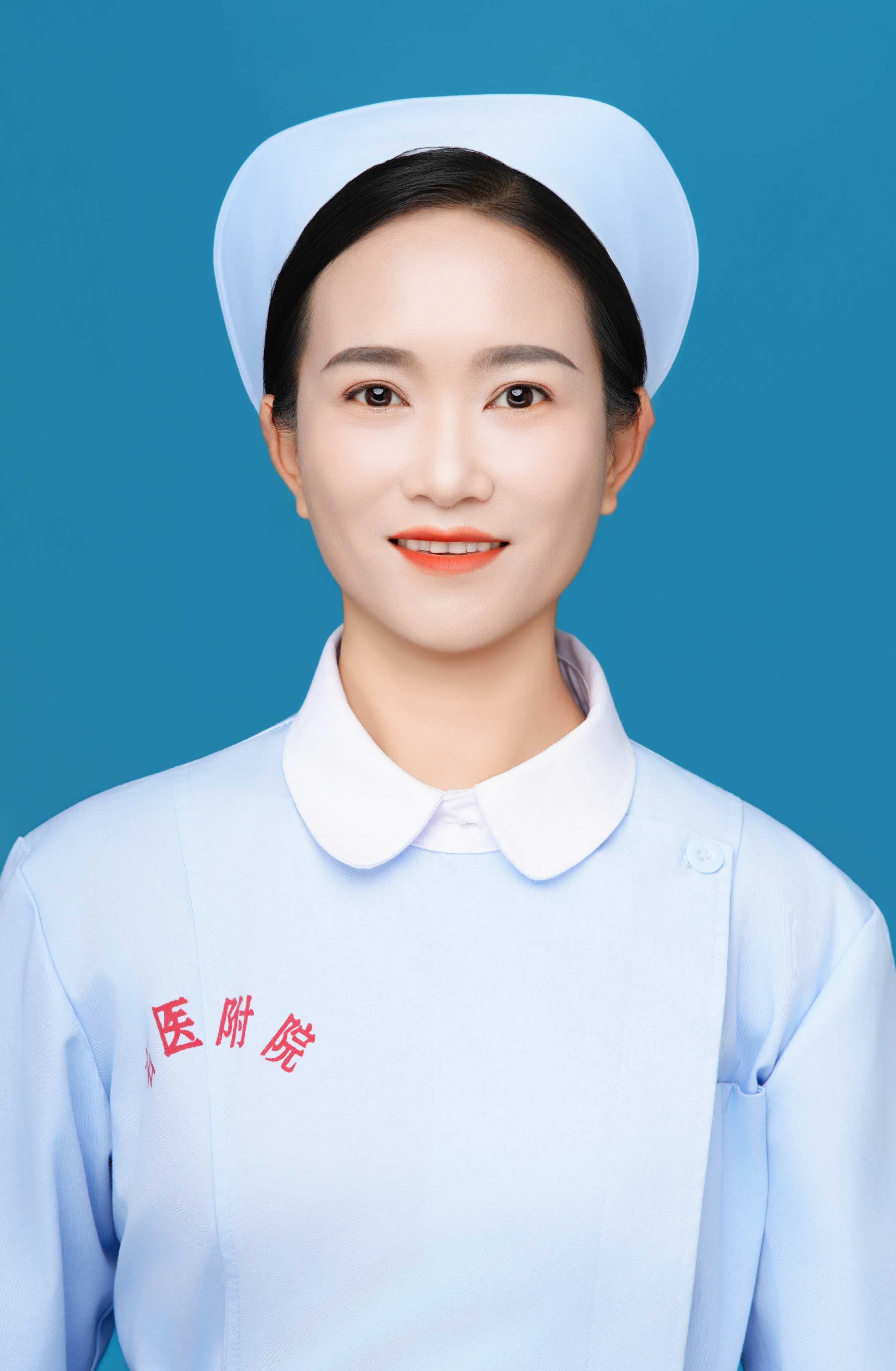 黄妮
