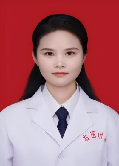 黄美英