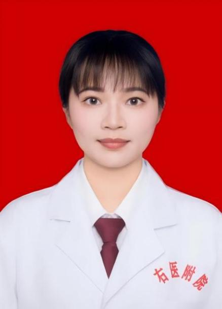黄莹