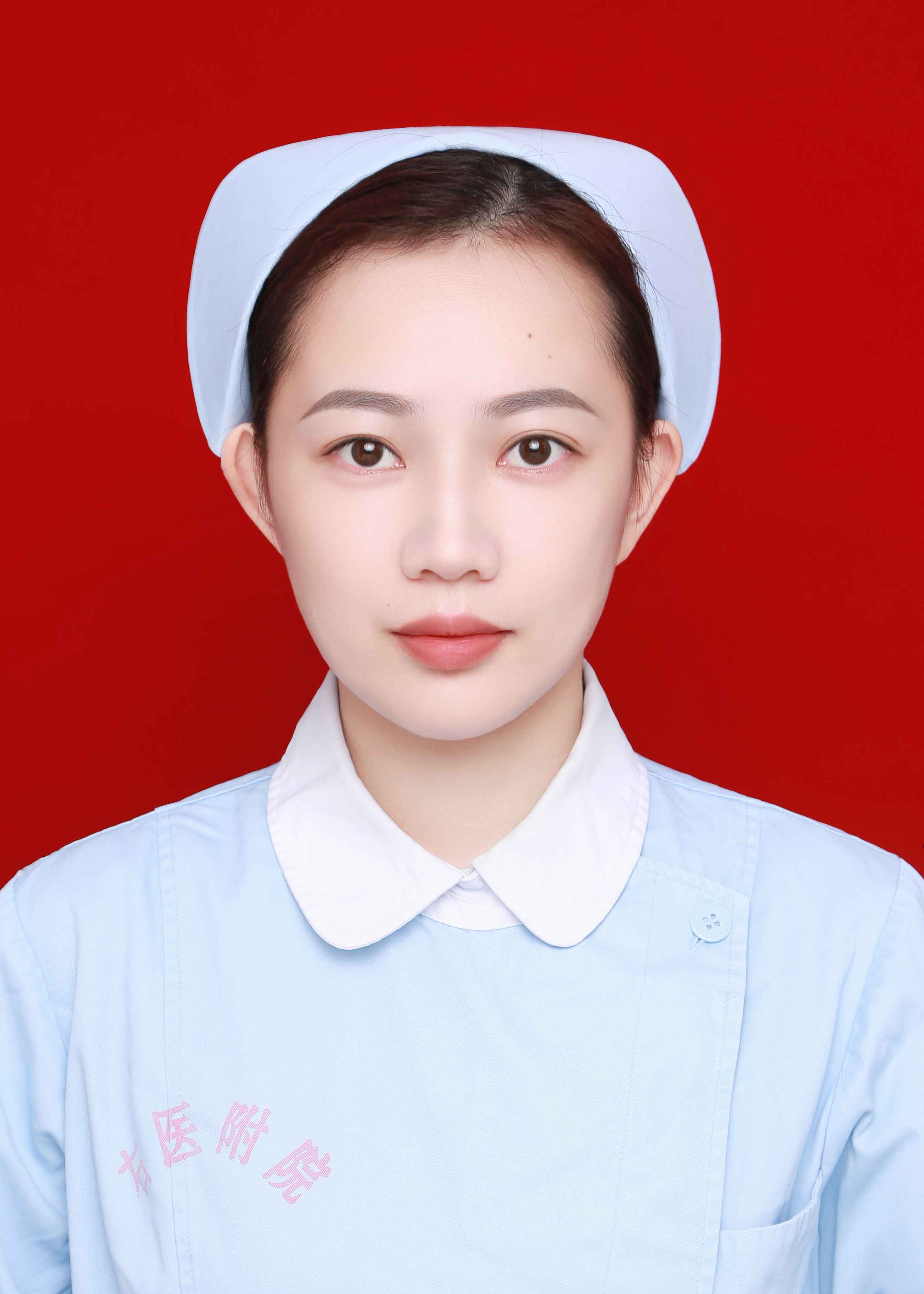 李霞