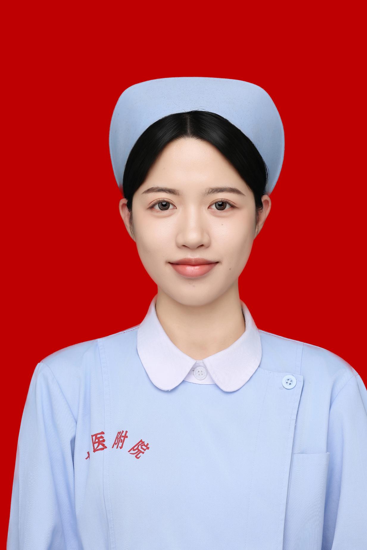 闭梦玥