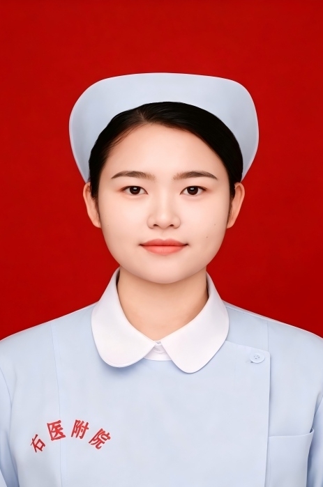 覃兰英