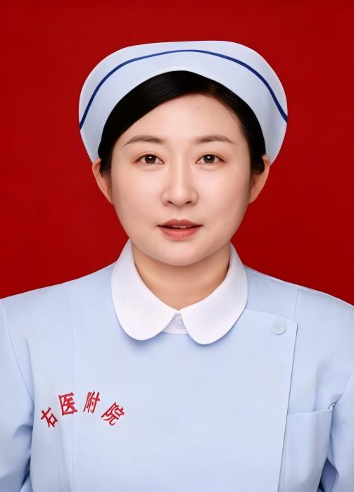 薛毅