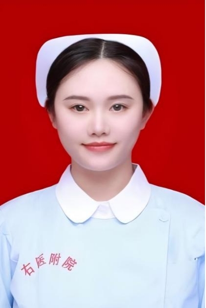 黄丹丹