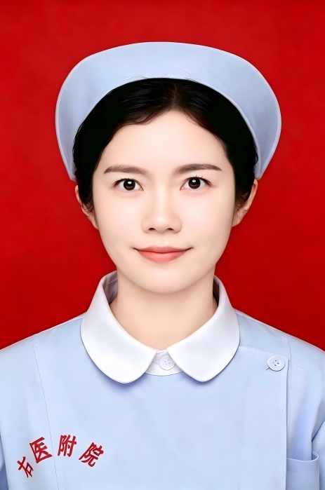 施小燕