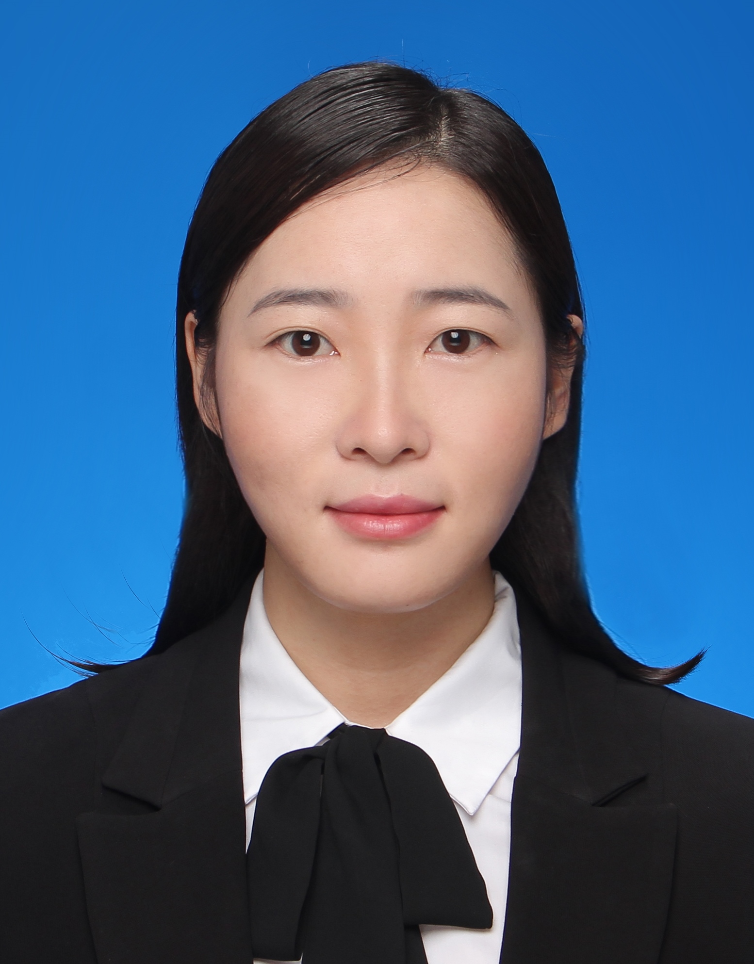 蒋彩英